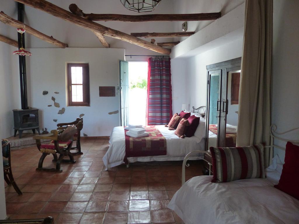 Casita De La Vaca Hotel Mondujar Room photo
