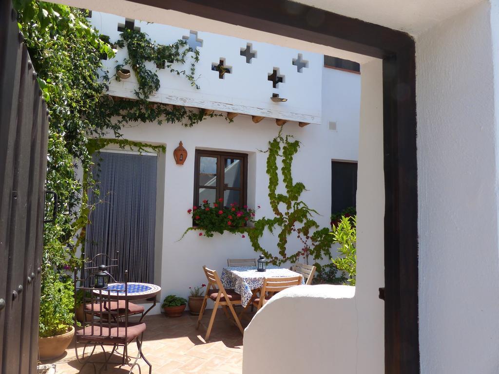 Casita De La Vaca Hotel Mondujar Exterior photo